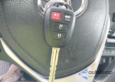 2015 Toyota Corolla Le z USA, uszkodzony, nr VIN 2T1BURHE3FC245522